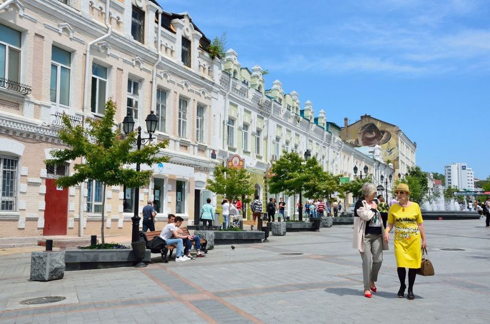 Арбат на Адмирала Фокина - достопримечательности Владивостока - Visit Primorye