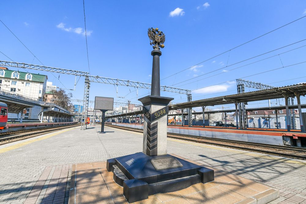 Стела «9288» во Владивостоке